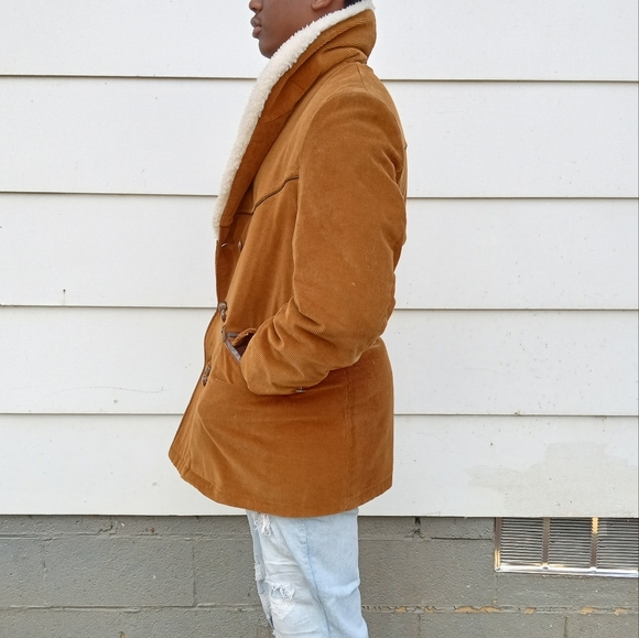 Vintage Corduroy and Sherpa Jacket - Picture 3 of 7